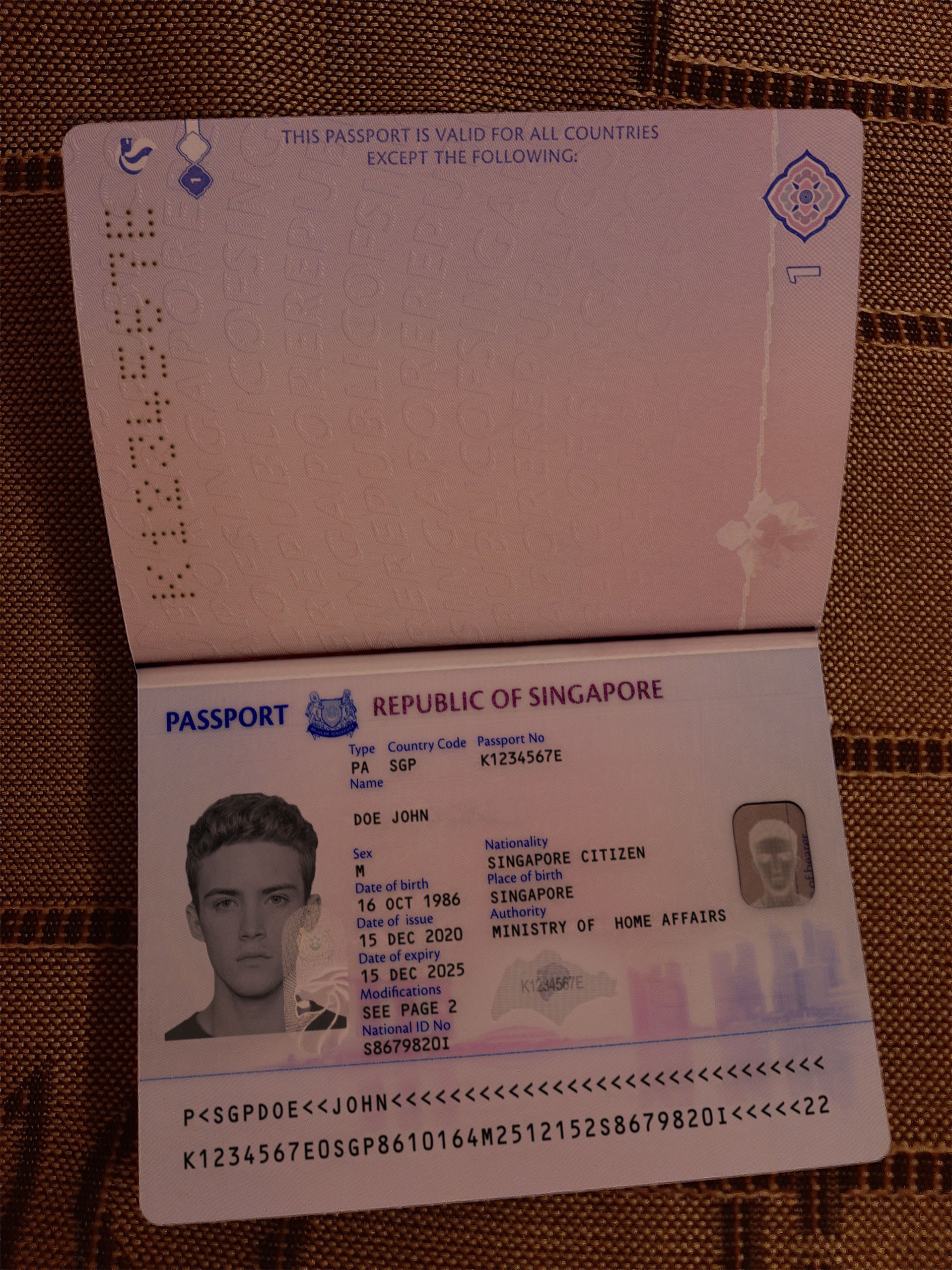 Singapore_passport