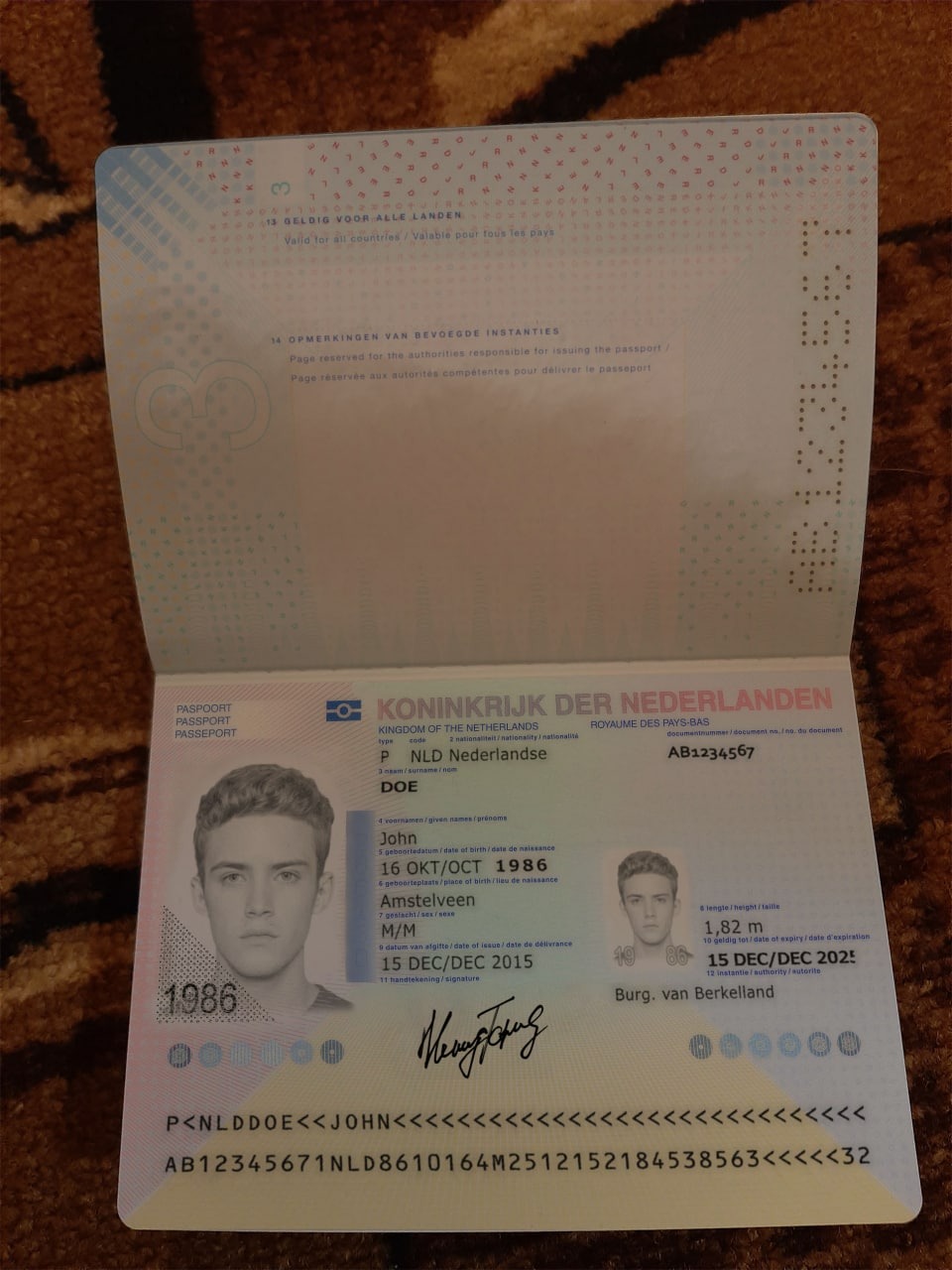 netherlands_passport_preview